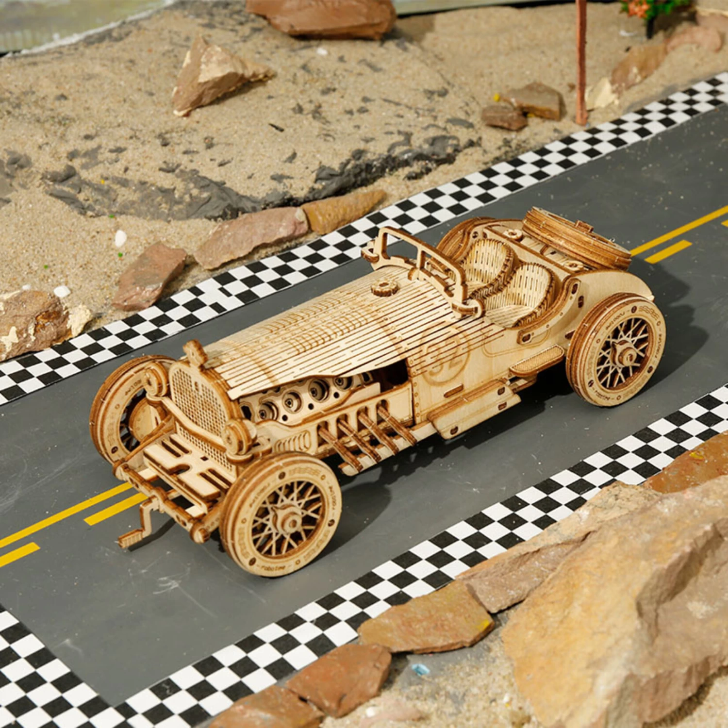 ROKR Scale Model MC401 V8 Grand Prix Car - Image 2